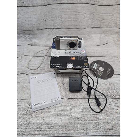 Sony Cyber-Shot DSC-HX7V 16.2MP Digital Point & Shoot Camera White MINT w/Box - Picture 1 of 13